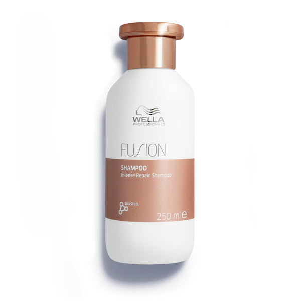 Wella Professionals Fusion Hair Rebuilding Shampoo 250ml